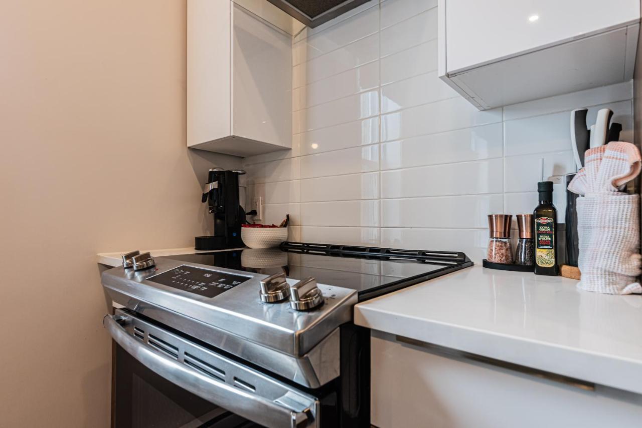 2 Bedroom Luxury In The Mile End By Den Stays Montreal Exteriér fotografie